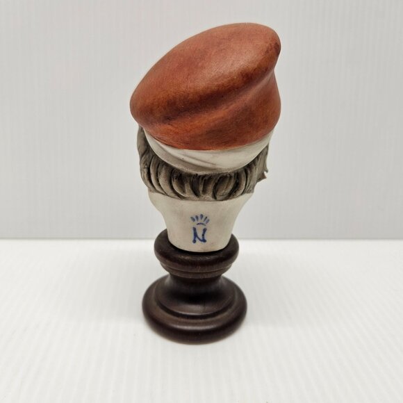 Vtg Capodimonte Porcelain Bust Figurine Village Man on Wood Base Signed Pezzato - Picture 2 of 6